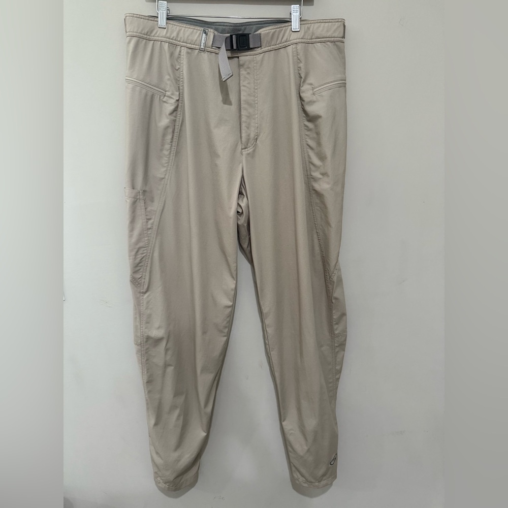 Cloudveil Men’s Khaki Lightweight Active Pants Size 38